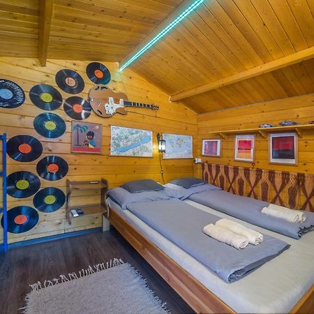 Paros Fahaz Appartement Balatonföldvár Buitenkant foto