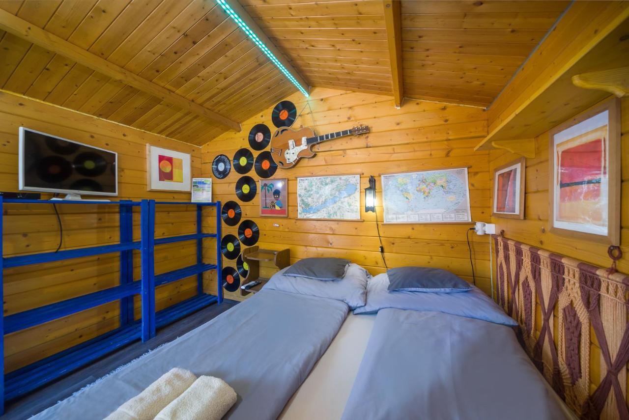 Paros Fahaz Appartement Balatonföldvár Buitenkant foto