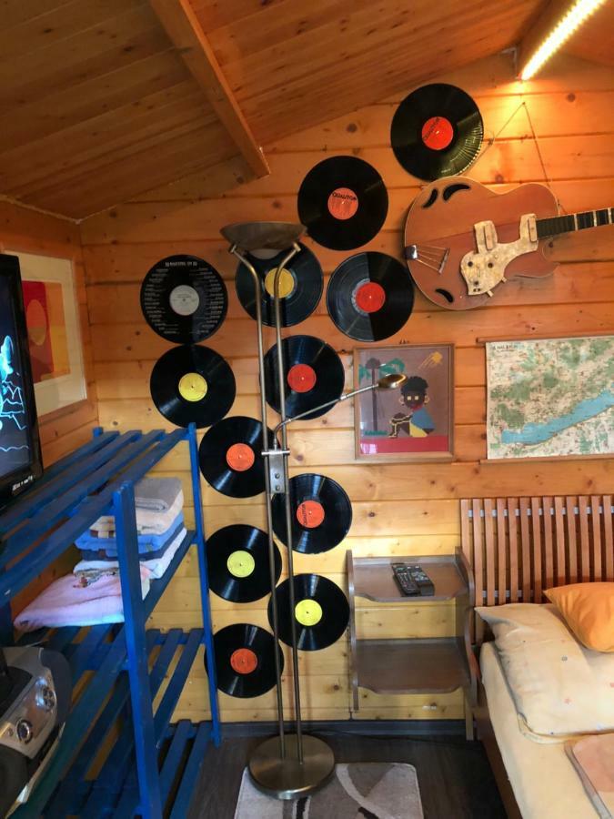 Paros Fahaz Appartement Balatonföldvár Buitenkant foto