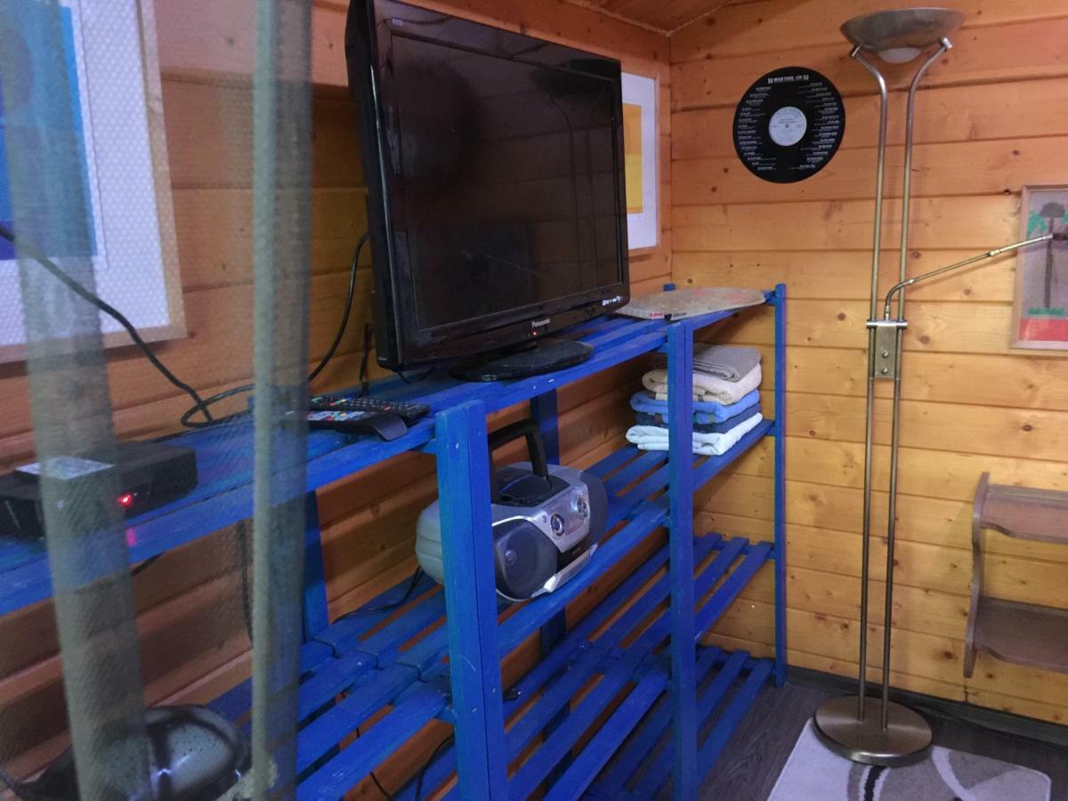 Paros Fahaz Appartement Balatonföldvár Buitenkant foto